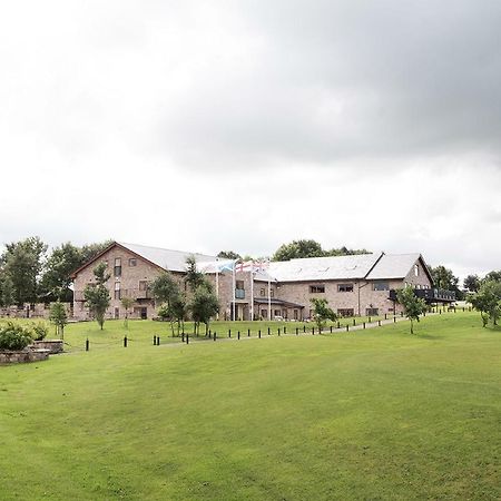 Oak Royal Hotel, Golf And Country Club Чорли Экстерьер фото